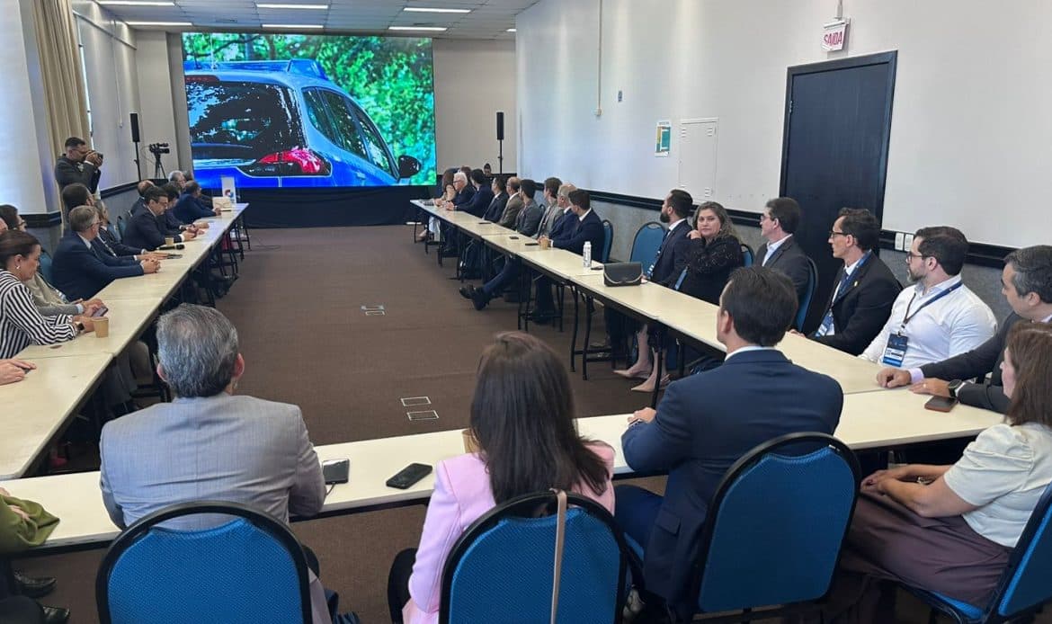 IV CITC: Ex-presidentes da AMPCON recebem homenagem da entidade